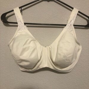 Bali Seamless Underwire Bra Ivory Satin 36DDD